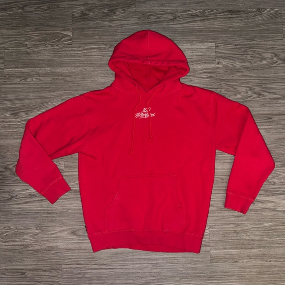 100 Thieves Hoodie Mens Sz M Red Logo Embroidered Pullover - Picture 1 of 6